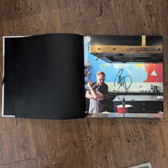 AUTOGRAPHED copy of Everyday Chef Alton Brown - Picture 3 of 6